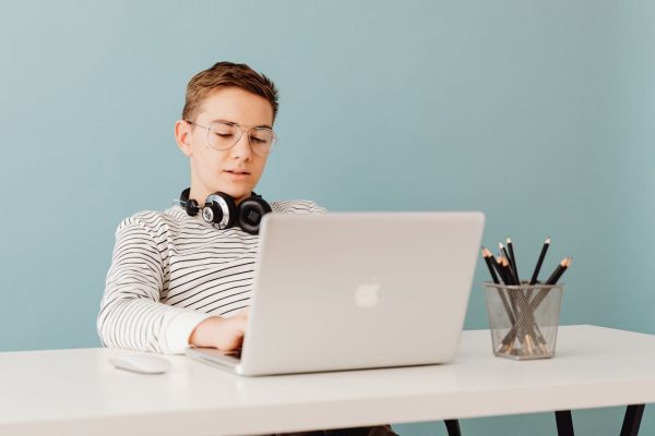 Maximisez votre réussite grâce aux techniques de prompt engineering